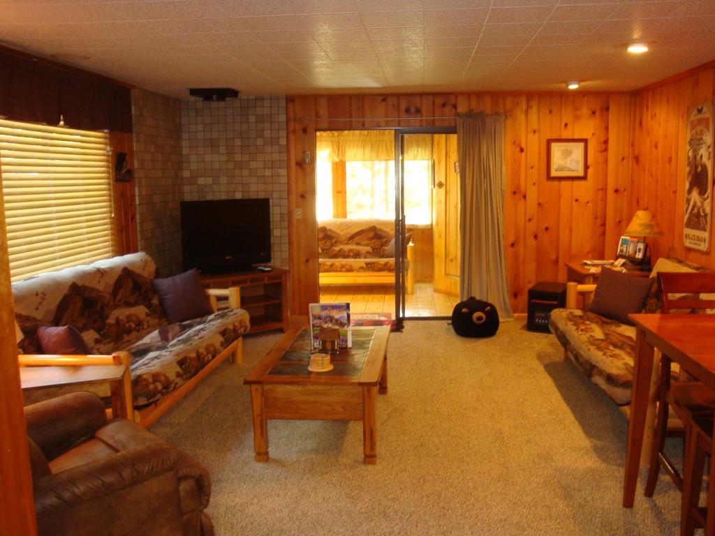 Yellowstone Wildlife Cabins West Yellowstone Exteriér fotografie