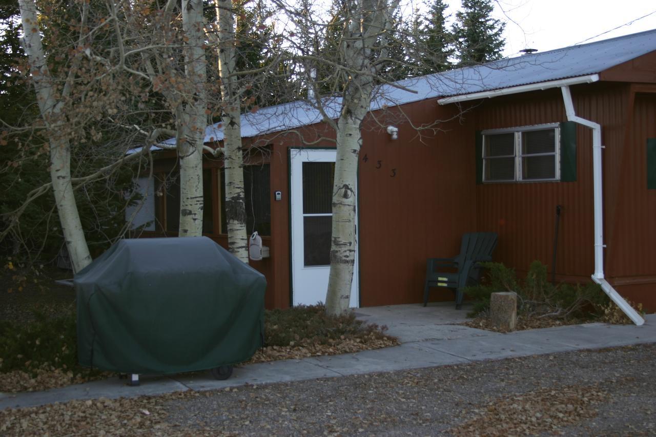 Yellowstone Wildlife Cabins West Yellowstone Exteriér fotografie